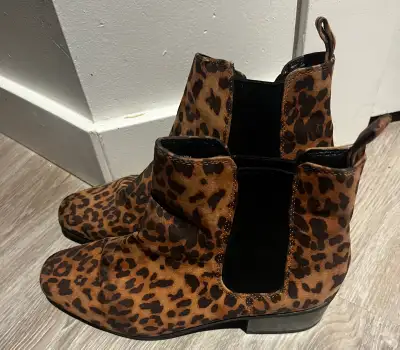 Women’s Boots , View more