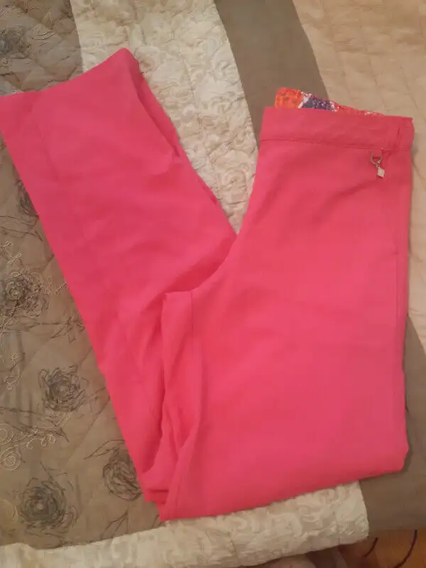 Ladies Scrub Sets - XS (NWOT) in Women's - Other in City of Toronto - Image 11