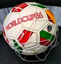 WORLD CUP 86 SOCCER BALL Signed by the players