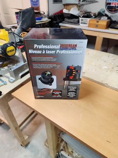 New Performance Tools Professional Crossbeam Laser Level Tripod & Glasses 57-4531-8, which comes wit...