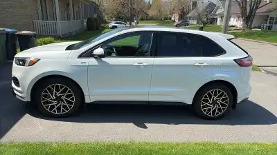 Cause de la vente :maladie malheureusement Avec un moteur 2 litres ecoboost a doublé entrée et full...