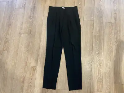 ARITZIA BABATON  Black Dress Pants (Size 2), View more