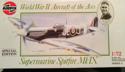 Airplane/ Aircraft WWII Plastic Model, Supermarine Spitfire MkLX, View more