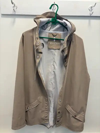 Men’s Small Rain Coat , View more