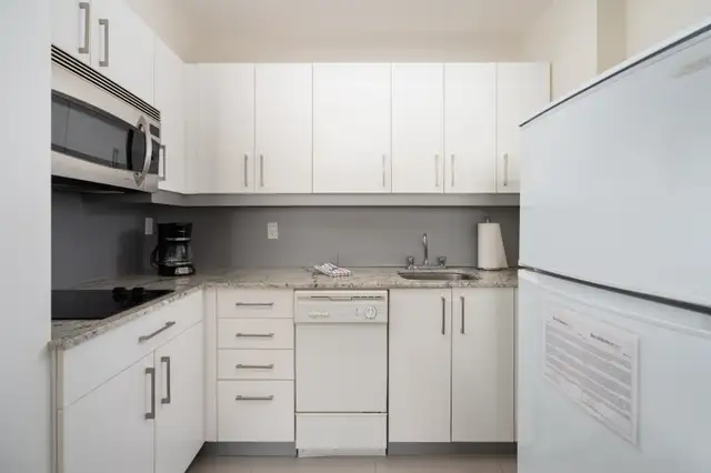 3 1/2 meublé tout inclus Métro Atwater63849108076163124