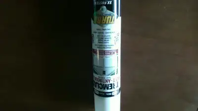 Tremclad White anti - Rust paint 680g -   NEW, View more