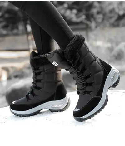 Women’s Winter Boots-Size 9, View more