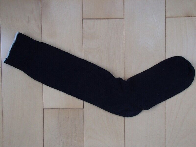 BRAND NEW BLACK SOCKS – GENUINE CANADIAN MILITARY ARMY SURPLUS in Other in Gatineau
