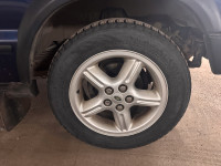Land Rover discovery wheels with like new tires