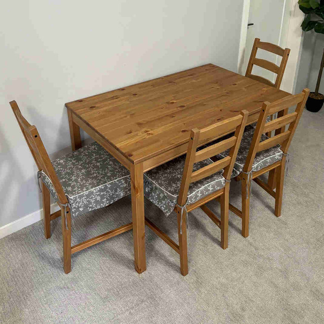 Ikea Table and Chairs in Dining Tables & Sets in Calgary