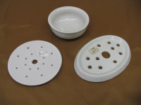 3 PIÈCES EN PORCELAINE BLANCHE POUR PORTE SAVON SAVONNIER