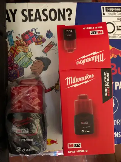Milwaukee M12 3.0amp CP battery⛑⛑, View more