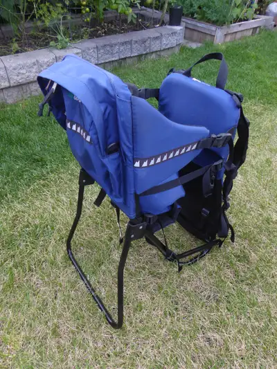 MEC Kids hiking Carrier in excellent condition.