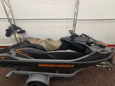 2022 GTX 230 Sea-Doo with rotax engine (230hp) , closed loop cooling system, intelligent brake and r...