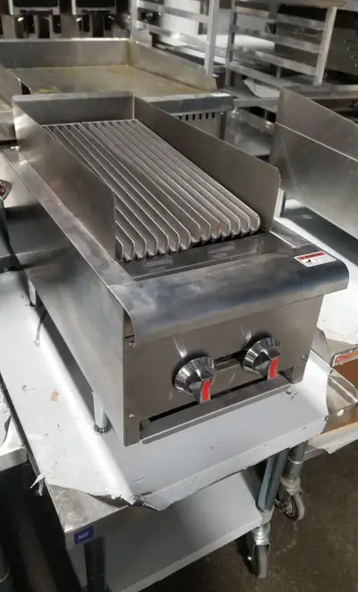 Commercial 14"Grill Heavy Duty Charbroiler- Natural Gas/Propane Specifications * Heavy duty stainles...