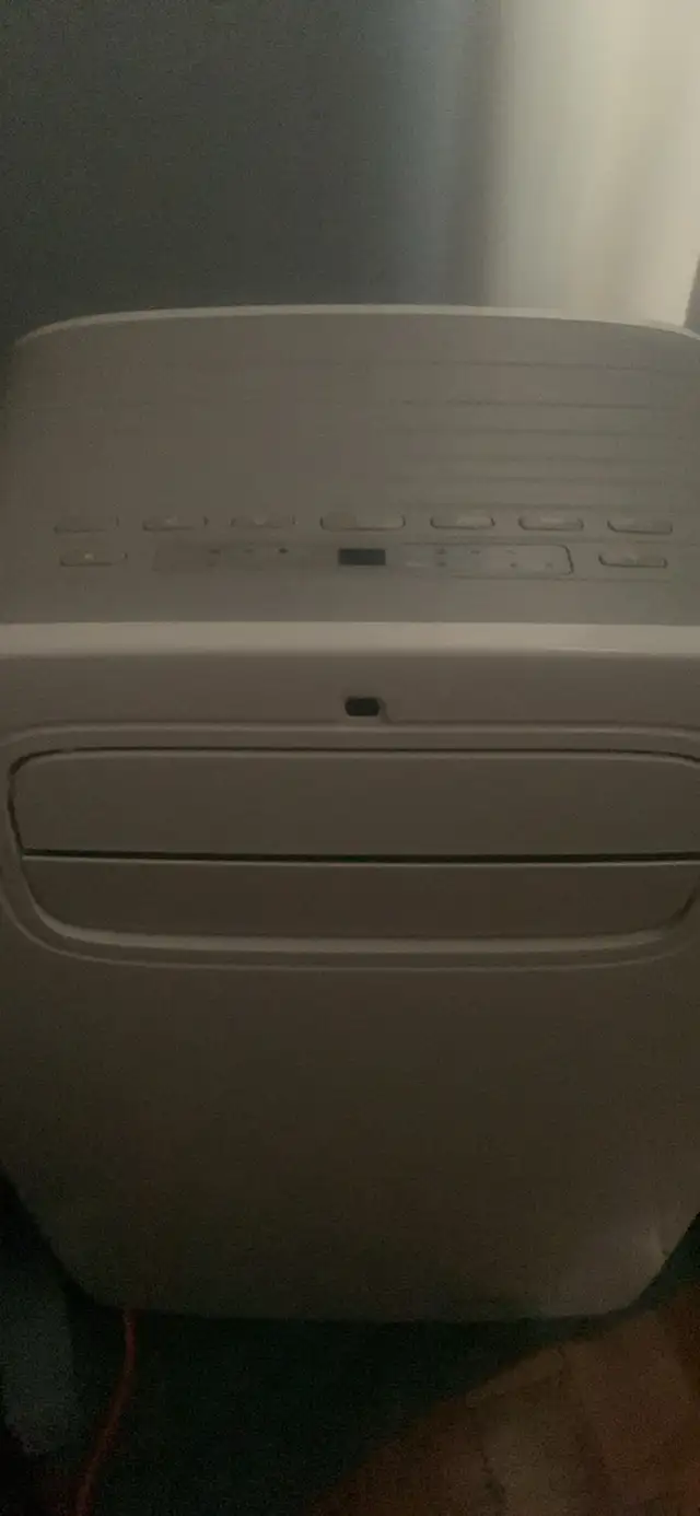10,000 BTU Portable Ac in Other in Chatham-Kent - Image 2