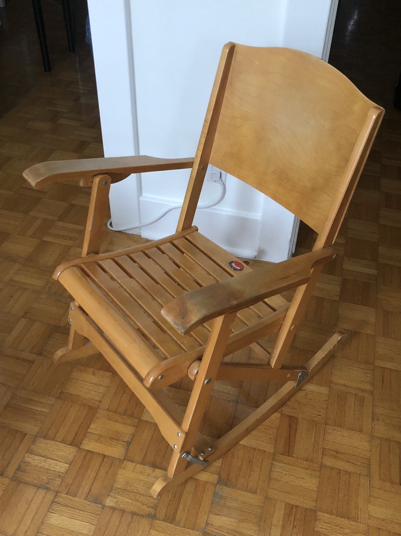 Chaise berçante pliante / Folding rocking chair Chaises, Fauteuils inclinables Ville de