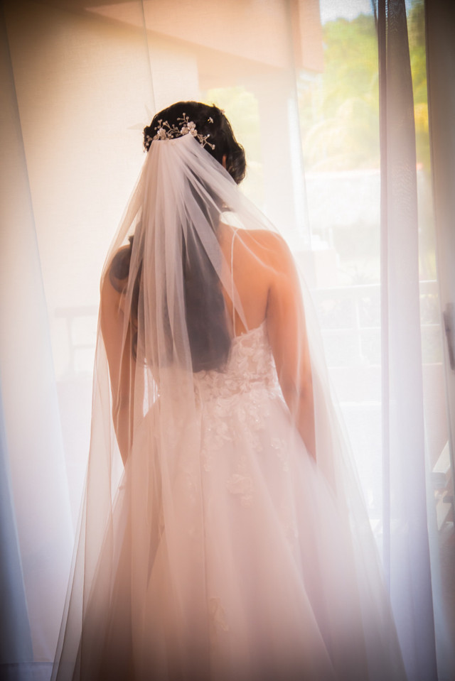 Wedding Dress in Wedding in Sudbury - Image 4