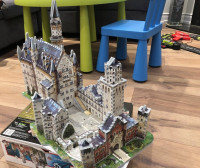 Neuschwanstein castle 3D Puzzle by Wrebbit 890 pieces