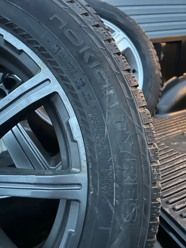 18” VW Tiguan wheels 235-55-18 Nokian Hakkappelitta winter tires in Tires & Rims in Markham / York Region - Image 5