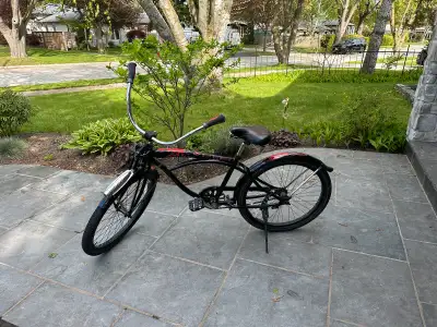 Black Top Bomber Bike, View more