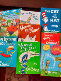 DR. SEUSS EXTRA LARGE FORMAT BOOKS SET OF 8