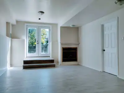 ALL UTILITIES INCLUDED! Large 1 bdrm suite to rent at Barrhaven, View more