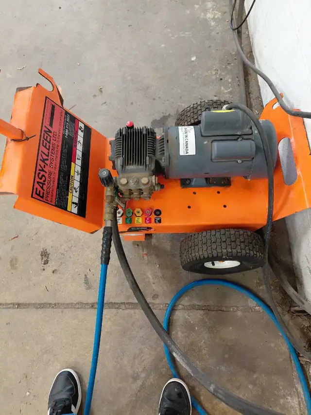 Pressure washer