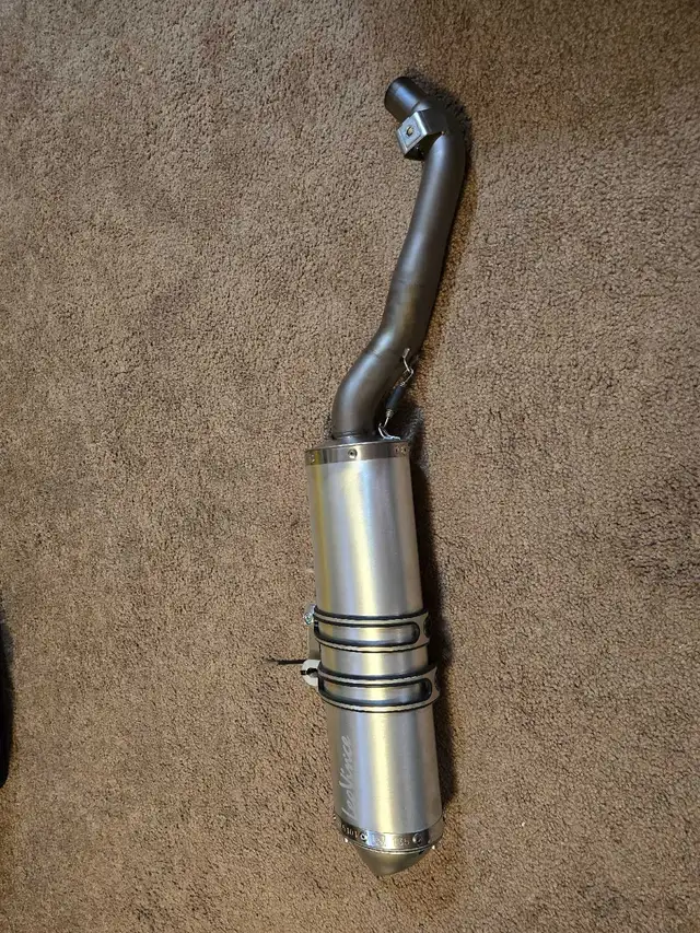 2024 Suzuki DR 650cc parts in Motorcycle Parts & Accessories in Hamilton - Image 3