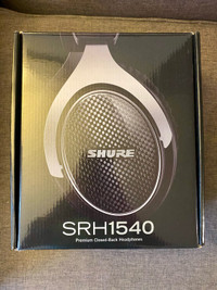 Shure SRH1540 studio headphones