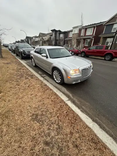 2007 Chrysler 300C SRT Design 107,хxx KM 5.7L V8 Automatic Transmission RWD Active Status/No Acciden...