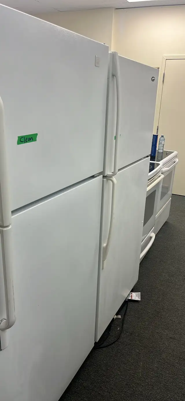 Used perfect condition Refrigerators Appliances 30 Days Warrant in Refrigerators in Kitchener / Waterloo - Image 4