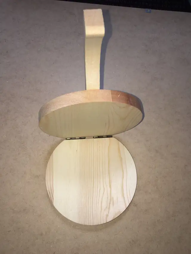 Tortilla press in Kitchen & Dining Wares in City of Montréal - Image 2