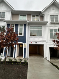 3 Bed 2.5 Bath Townhouse for Rent