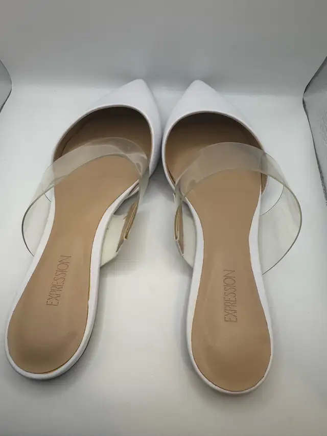 Expression Mules - Size 8 in Women's - Shoes in City of Toronto - Image 4