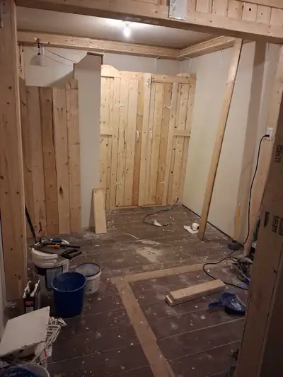 Room for rent available August first