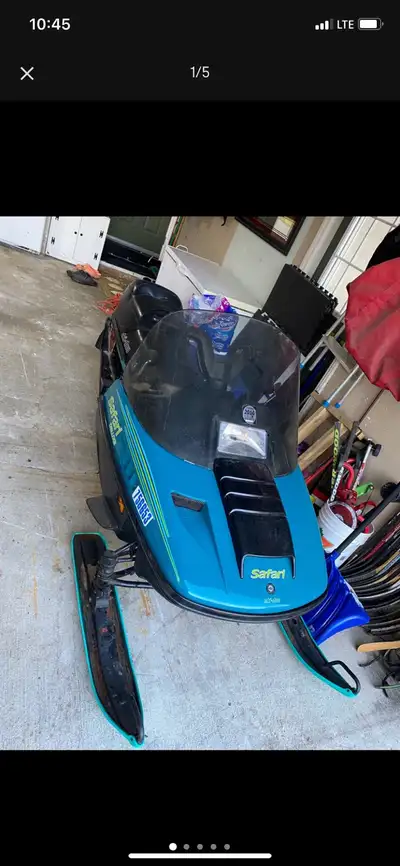 I’m looking to sell our 1994 Ski-doo Safari Deluxe. The sled is in great running condition, stored i...
