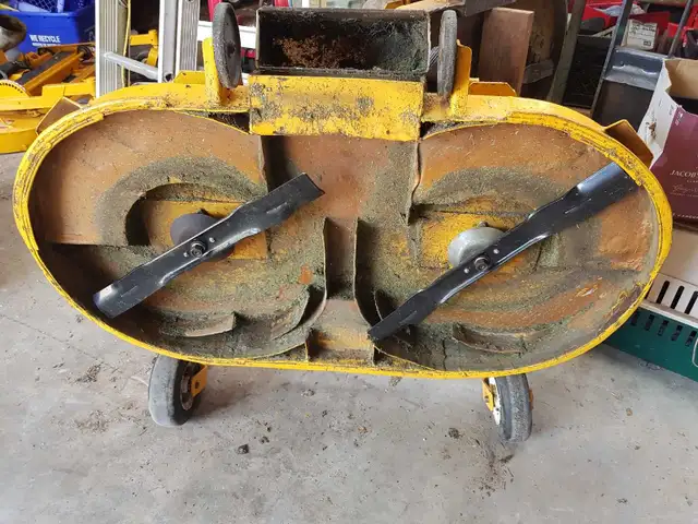48" Walker Mower Deck in Lawnmowers & Leaf Blowers in Kitchener / Waterloo - Image 8