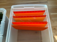 2 Classeurs empilables avec couvercle (boîte de plastique)