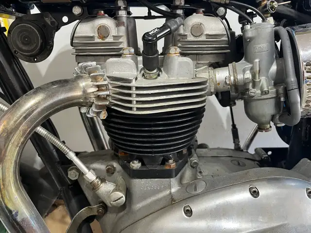 1966 TRIUMPH BONNEVILLE T120 in Other in Gatineau - Image 6