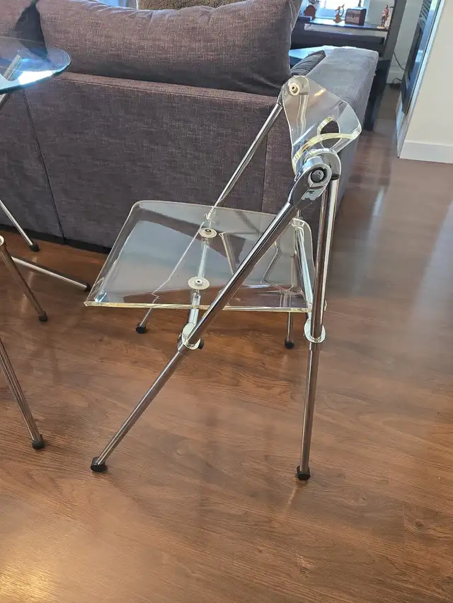 Clear Acrylic Folding Chair with Chrome Frame63251728360067122