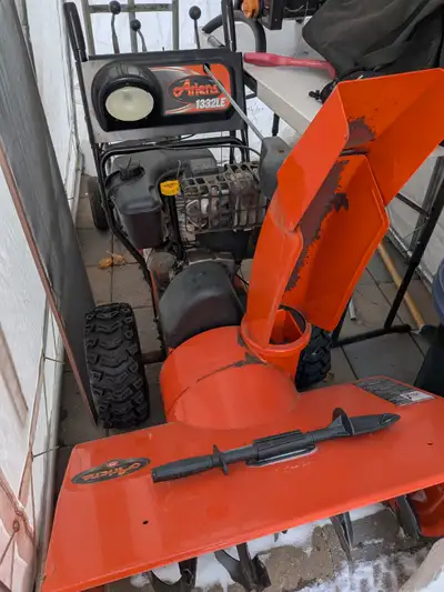 Snow blower ariens, View more