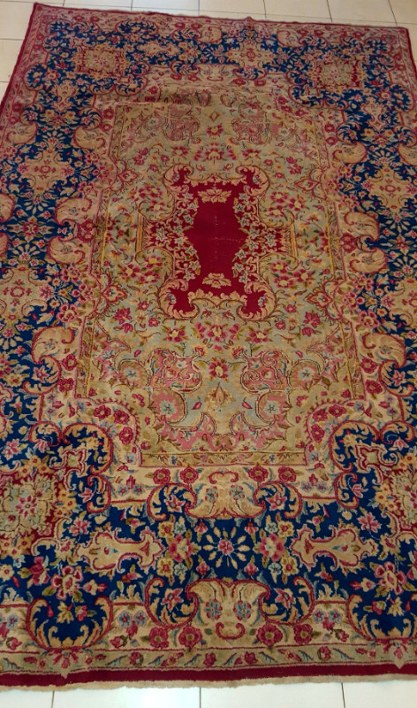 ANTIQUE PERSIAN RUG in Arts & Collectibles in City of Toronto - Image 2
