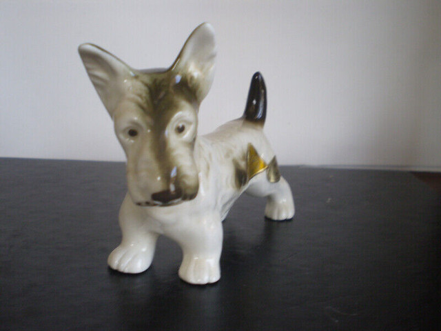 Royal Dux Dog Figurine - " Terrier " - in Arts & Collectibles in Kitchener / Waterloo - Image 2