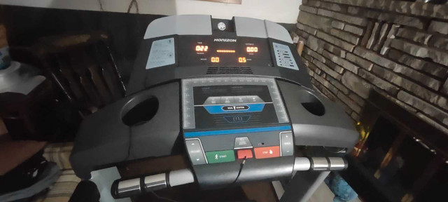 Treadmill  in Exercise Equipment in Kawartha Lakes - Image 2