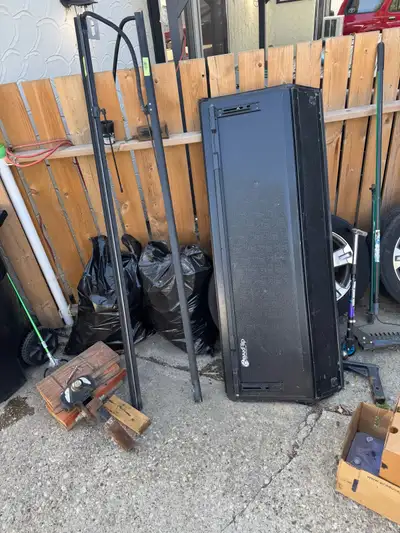 Backflip hard tonneau cover, came off a 2021 GMC 3500 Denali with a 6’6” bed. $400 Also have carpet...
