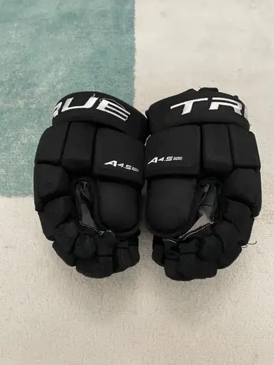 True A4.5 hockey gloves black 12 inch, View more