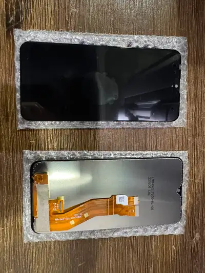 Lg K22/K20 2020 lcd screen x2 pcs (for repairing only) new, View more