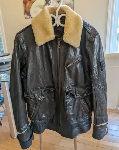 DIESEL NATURAL FUR SHEEPSKIN LEATHER AVIATOR JACKET SIZE L, View more