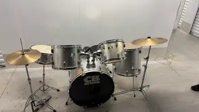 CB drum set. $